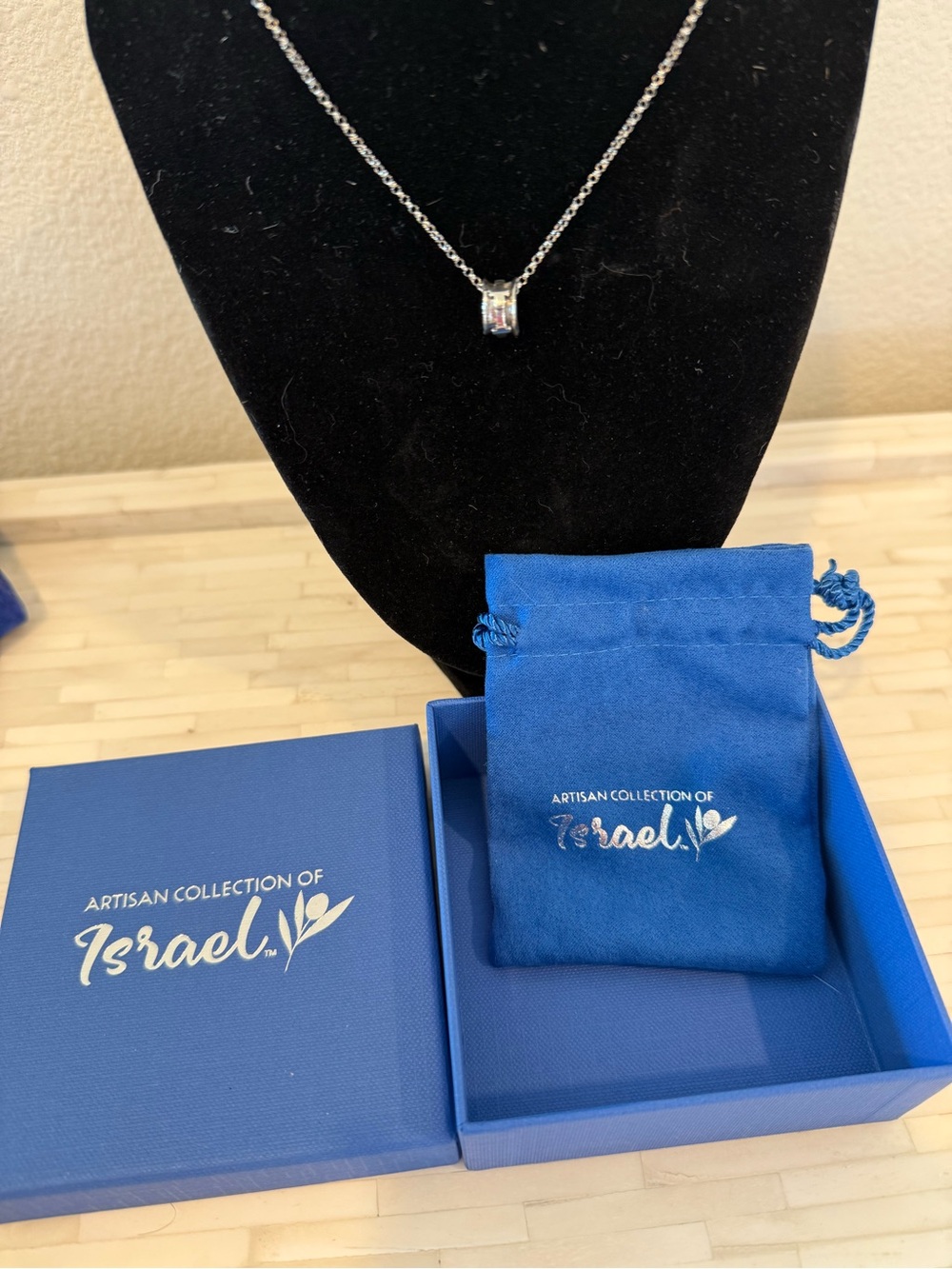 Sterling Silver Pendant Necklace with cross spin pendant.
